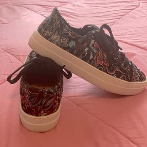 Bohemian Patterned Sneakers
